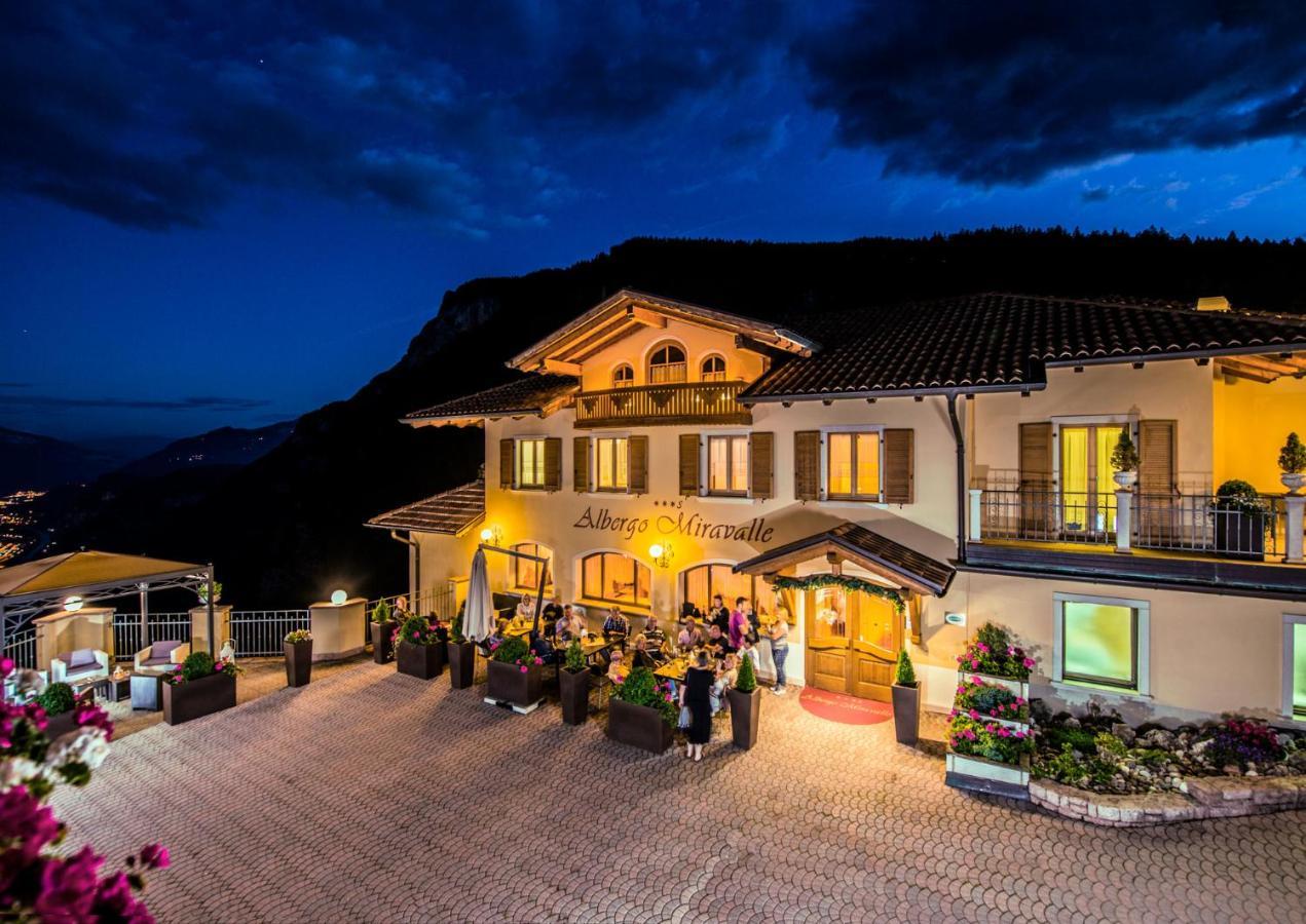Albergo Miravalle Fai Della Paganella Eksteriør billede